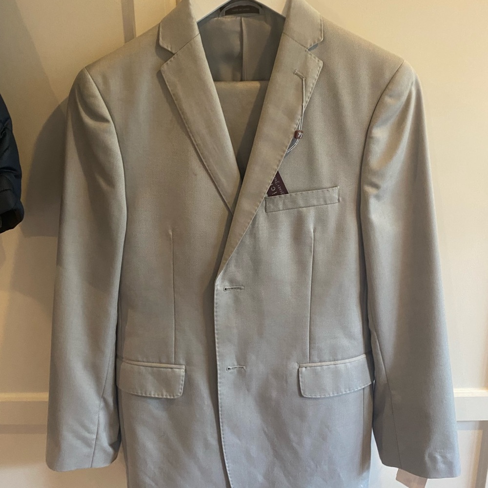 Boys Hickey Freeman gray suit. Never worn. Size 16 with 28” waist trousers.
